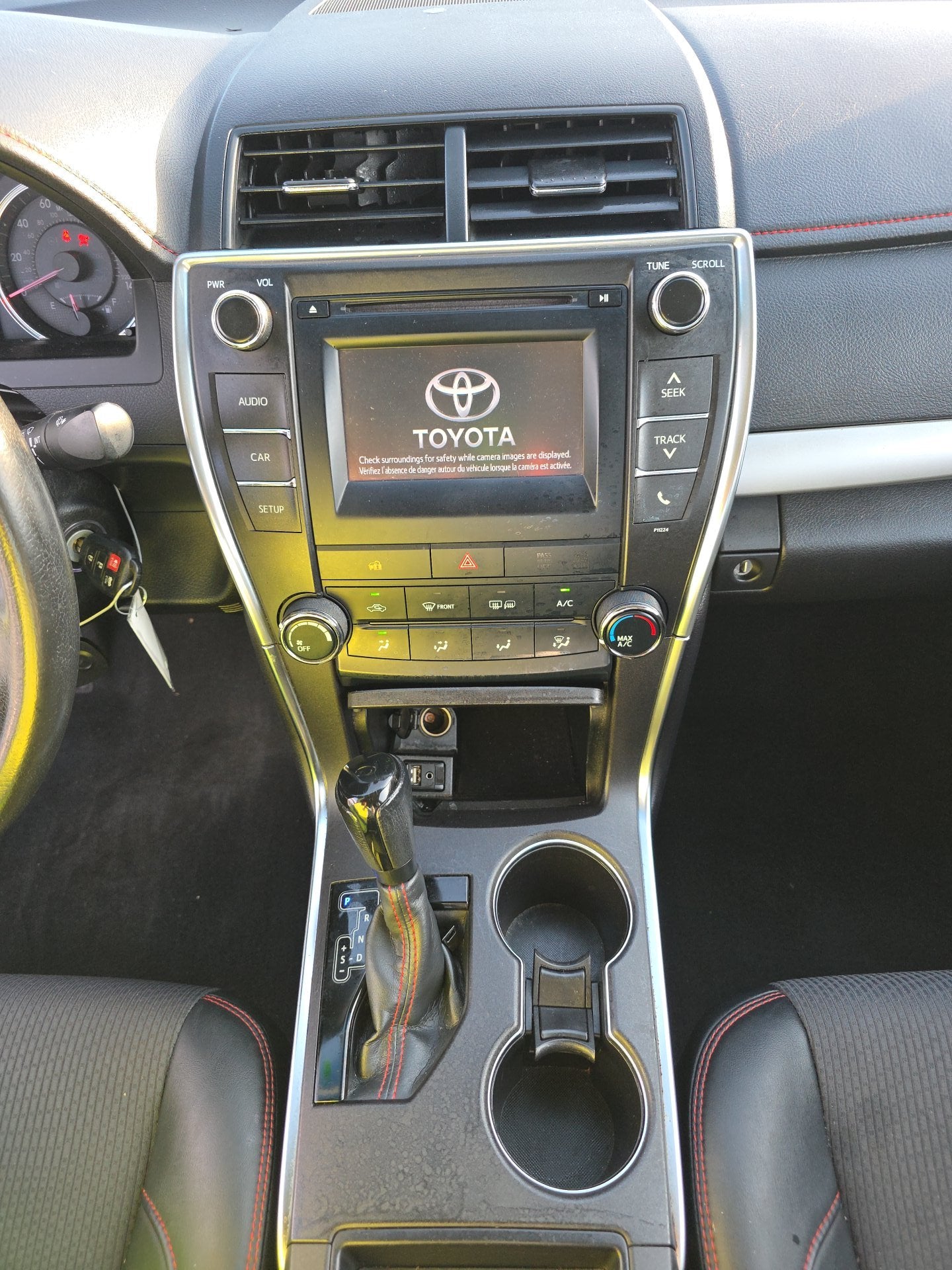 2016 Toyota Camry SE