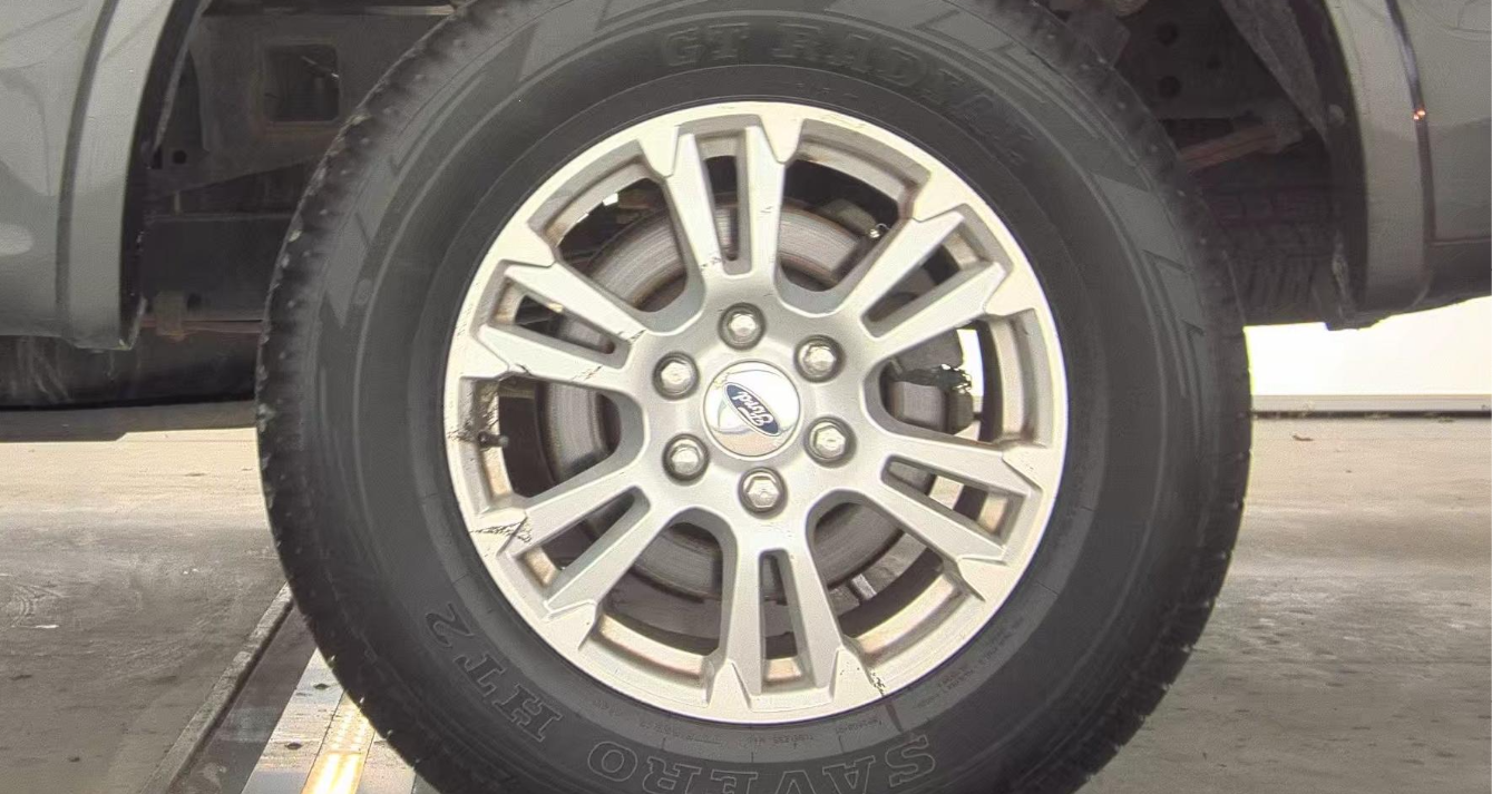 2016 Ford F-150 Lariat Crew Cab Short Bed