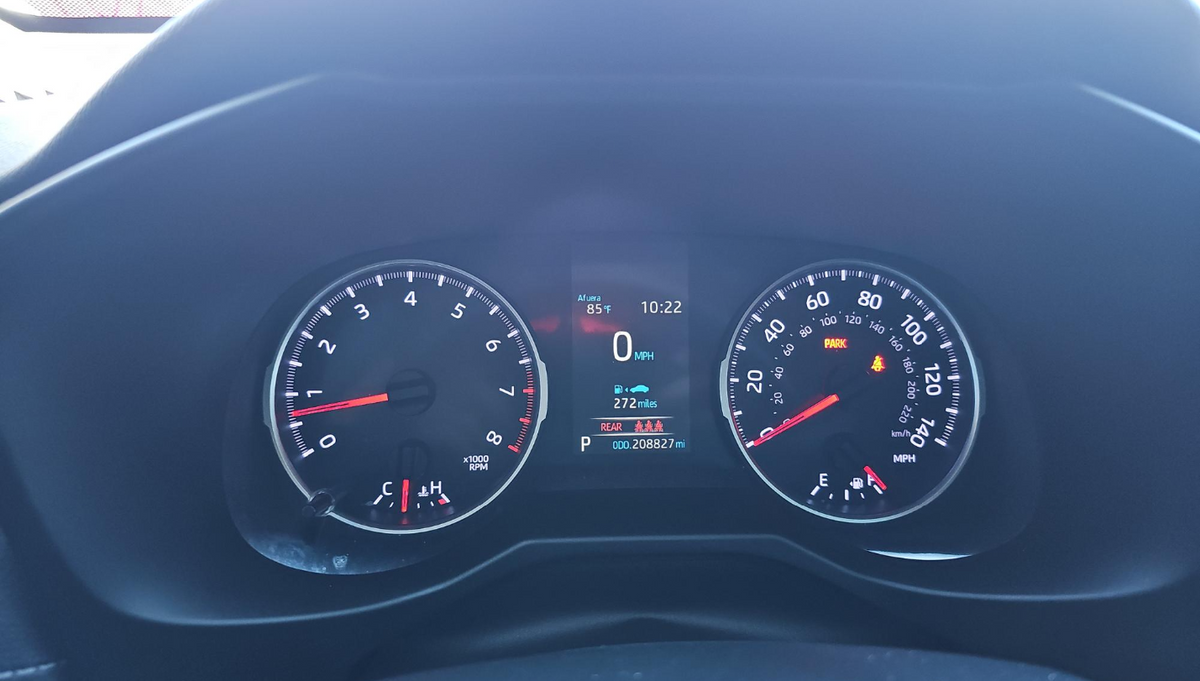 2020 Toyota RAV4 LE