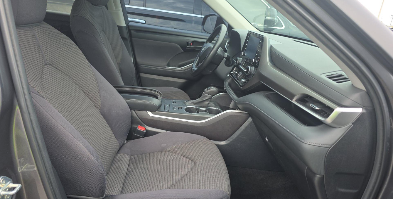 2022 Toyota Highlander L