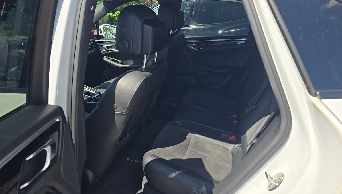 2017 Porsche Macan