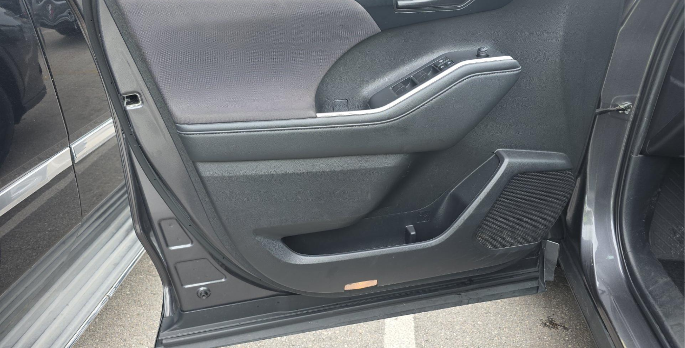 2022 Toyota Highlander L
