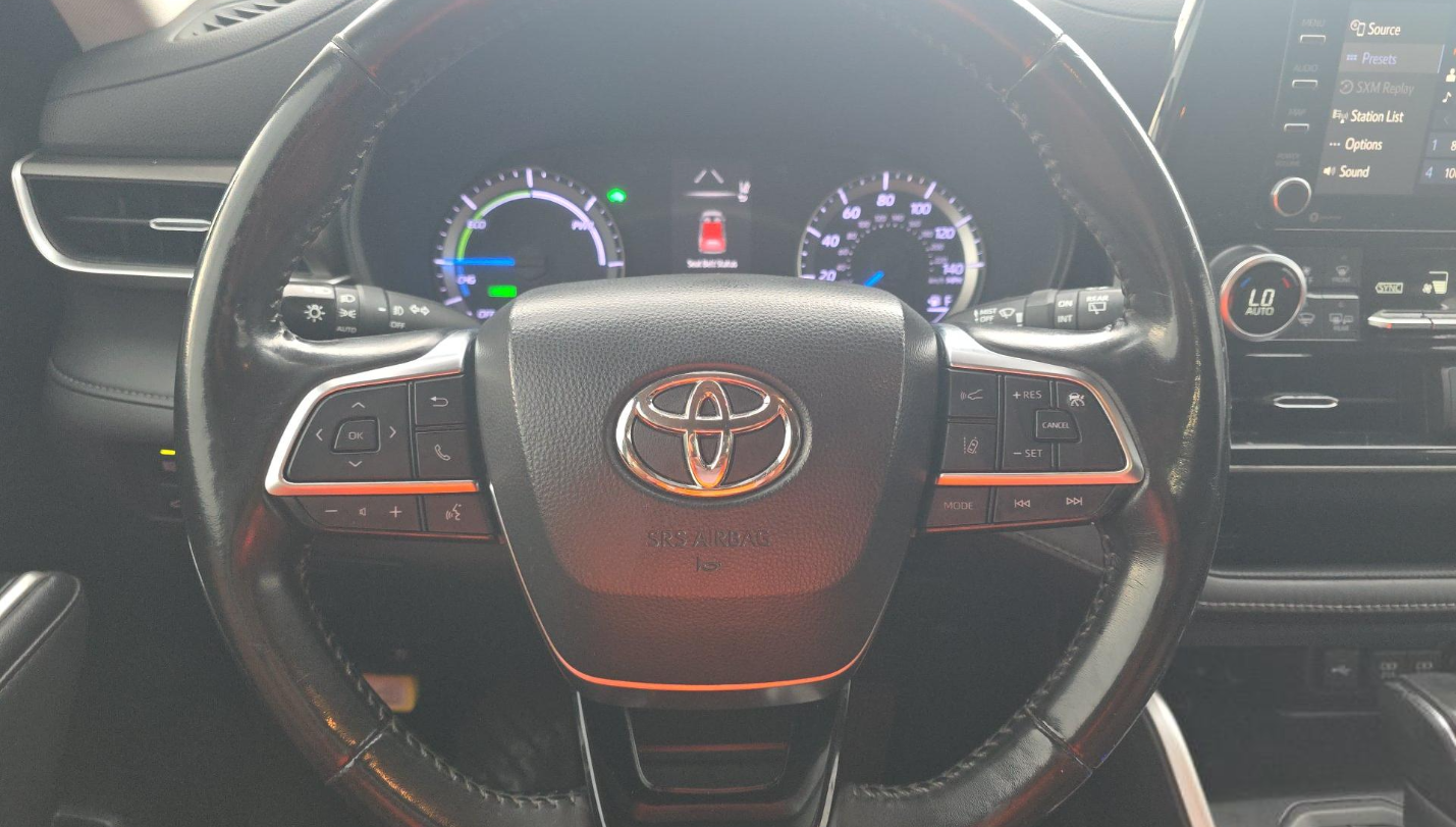 2021 Toyota Highlander Hybrid LE