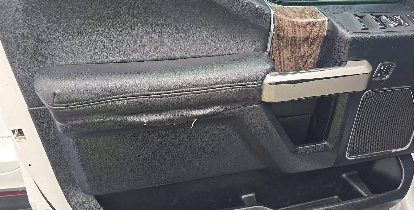 2018 Ford Super Duty F-350 Lariat Crew Cab Long Bed