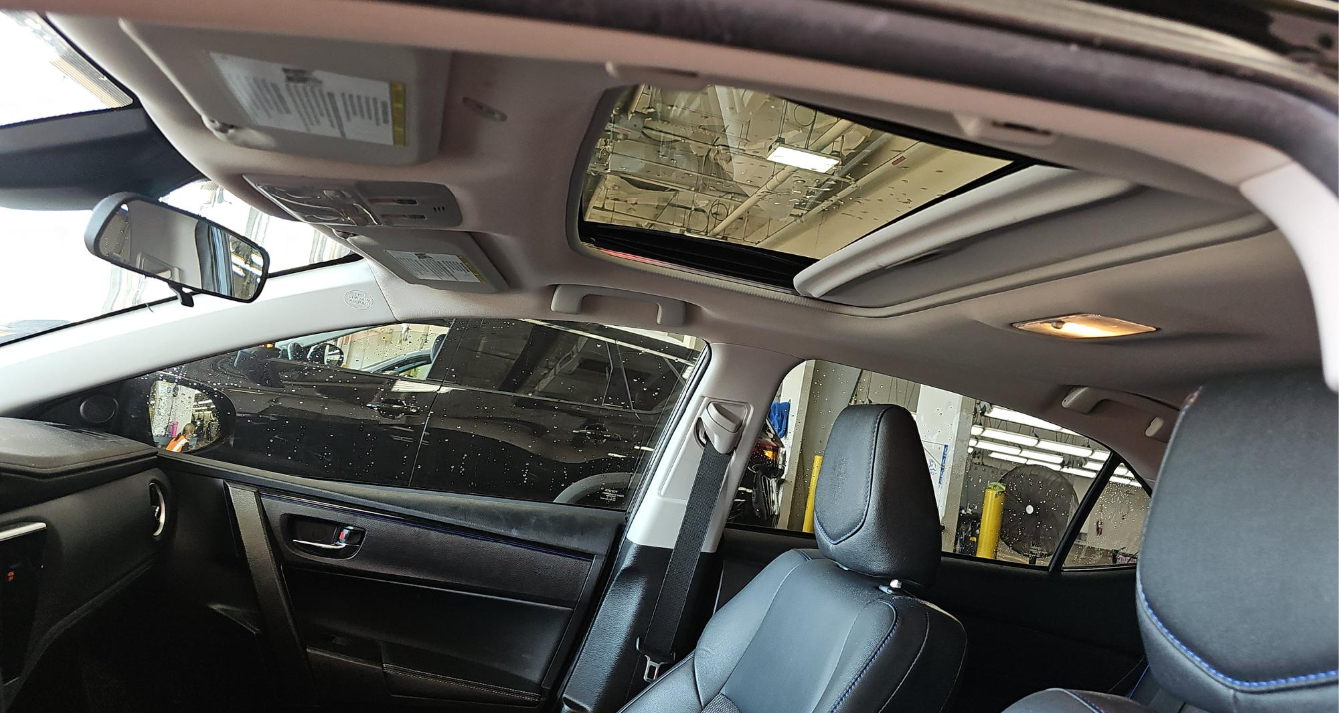 2018 Toyota Corolla SE Sedan