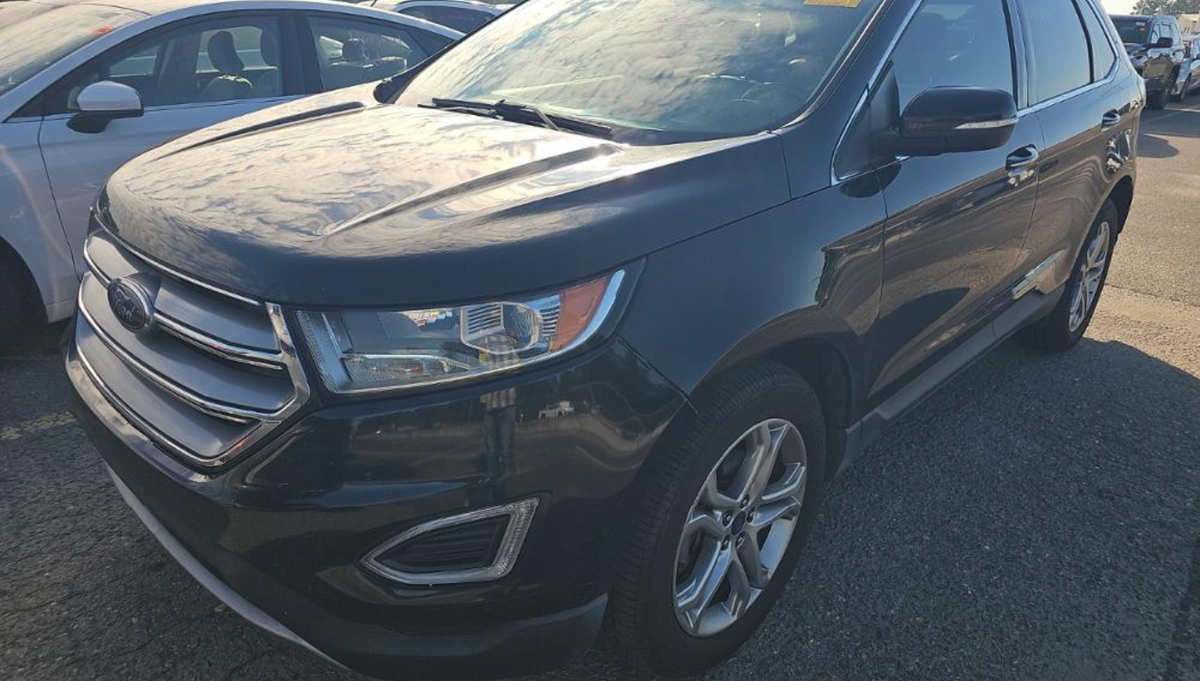 2017 Ford Edge Titanium