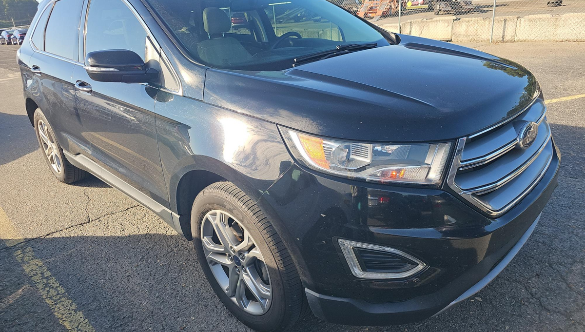 2017 Ford Edge Titanium