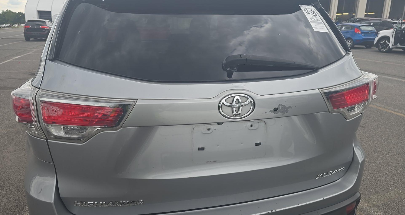 2016 Toyota Highlander XLE