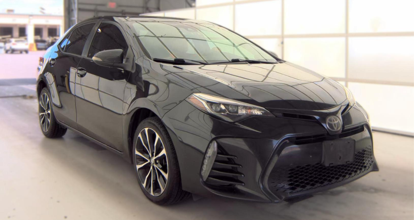 2018 Toyota Corolla SE Sedan