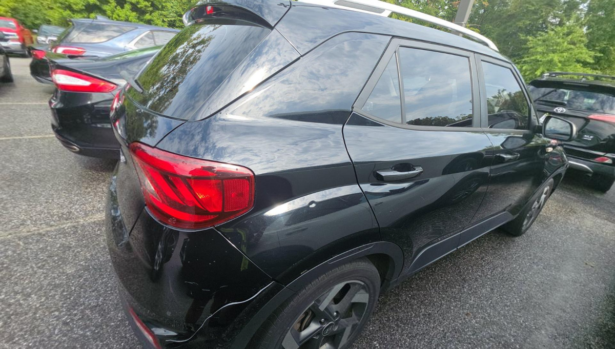 2021 Hyundai Venue SEL