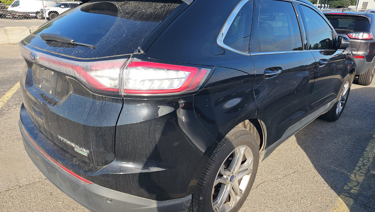 2017 Ford Edge Titanium