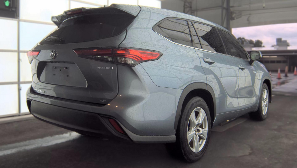 2021 Toyota Highlander Hybrid LE