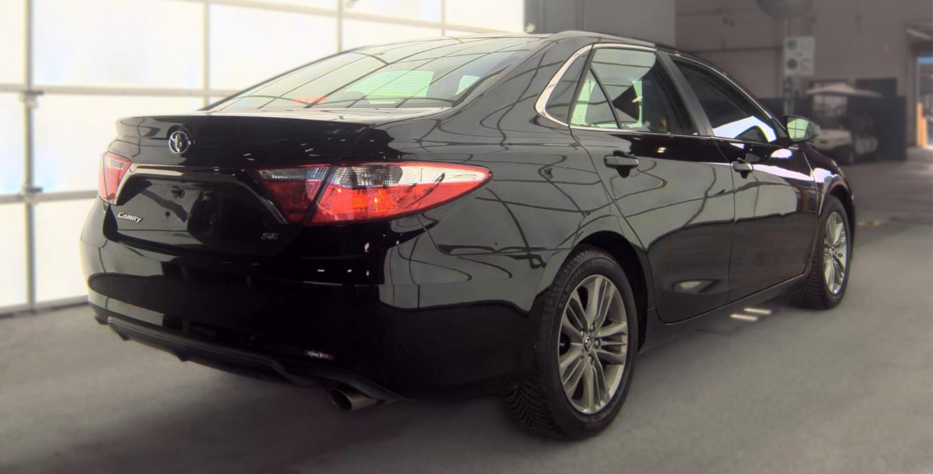 2016 Toyota Camry SE