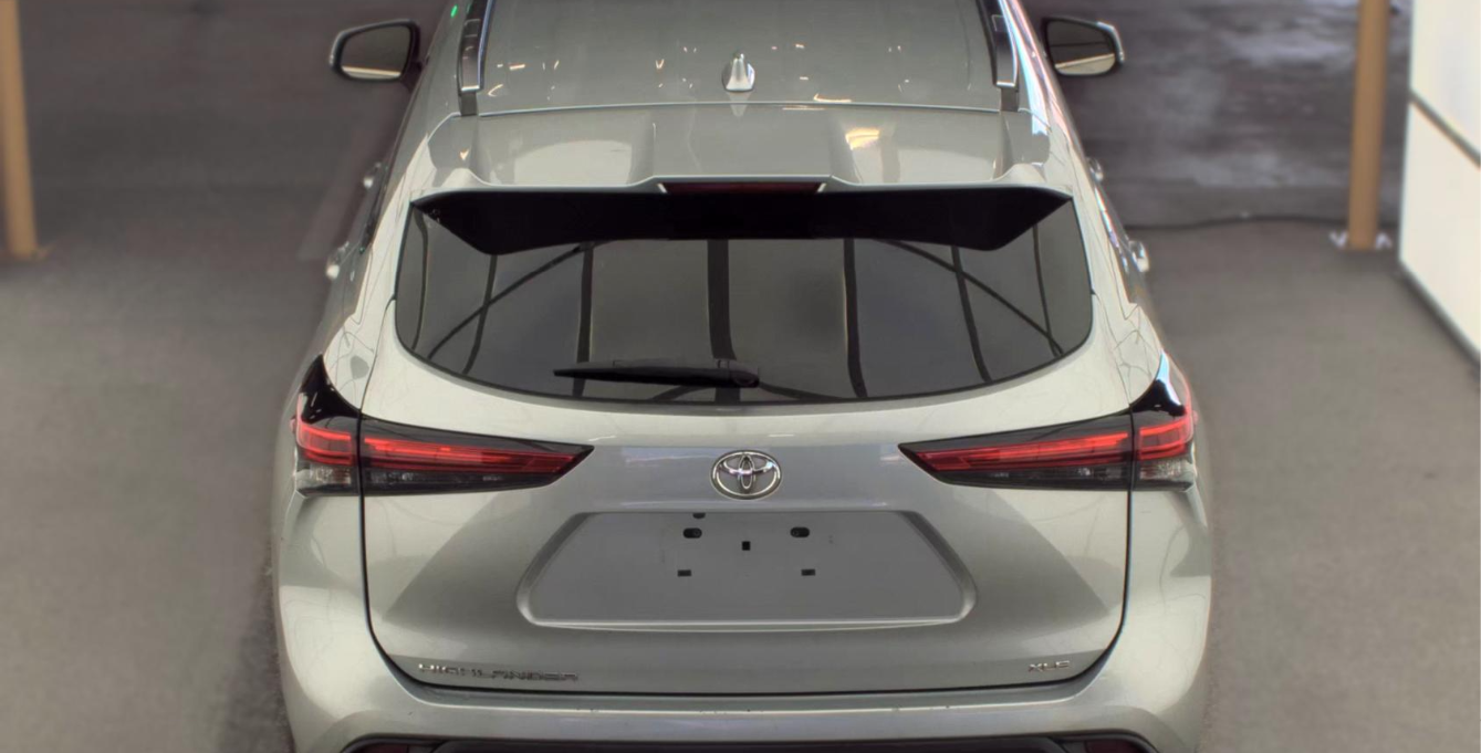 2021 Toyota Highlander XLE SUV FWD