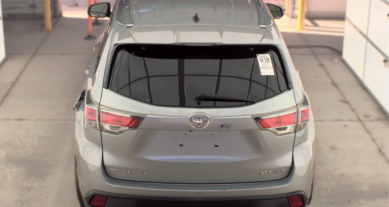 2016 Toyota Highlander XLE