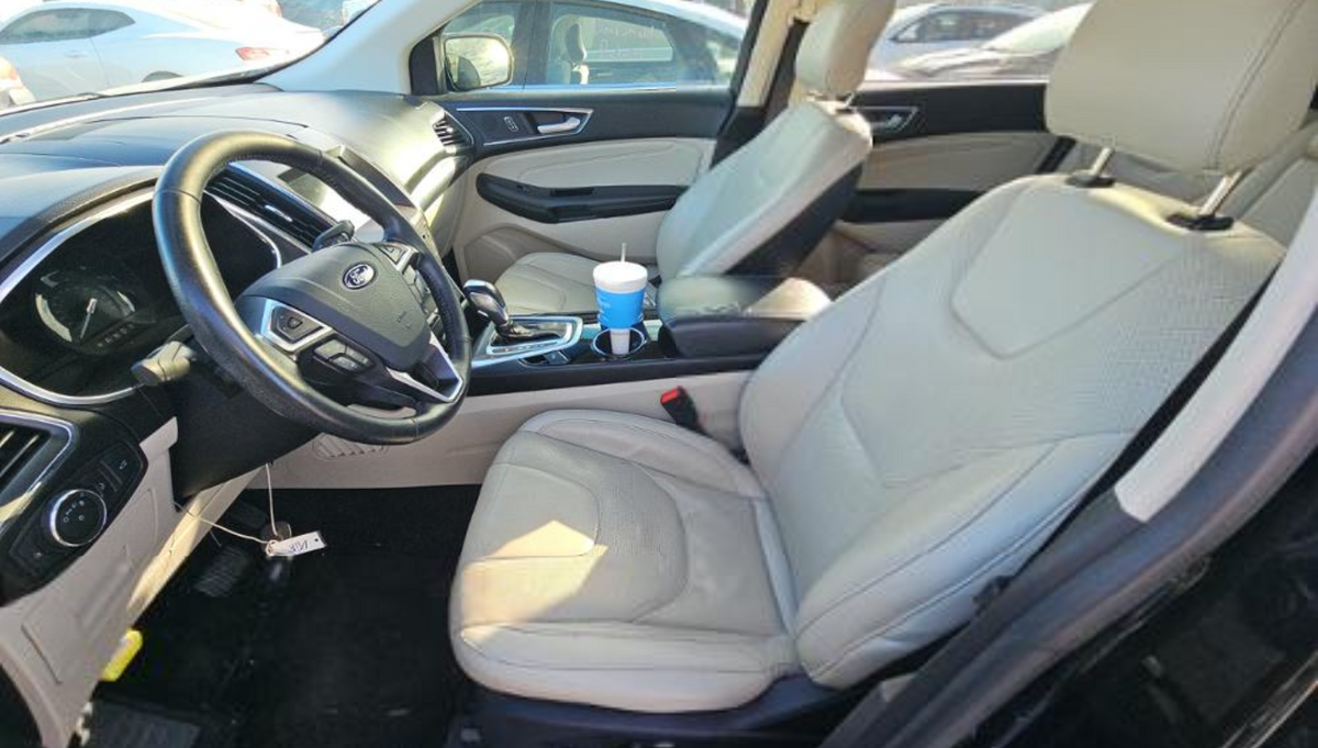 2017 Ford Edge Titanium