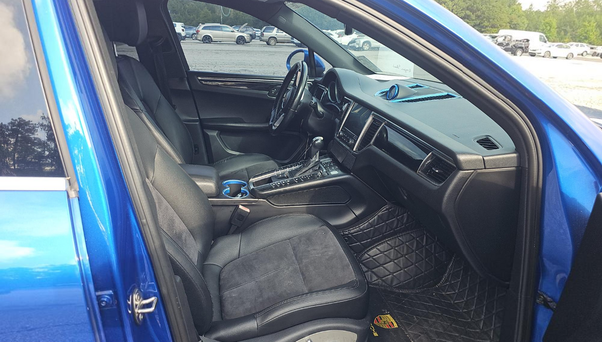 2017 Porsche Macan S