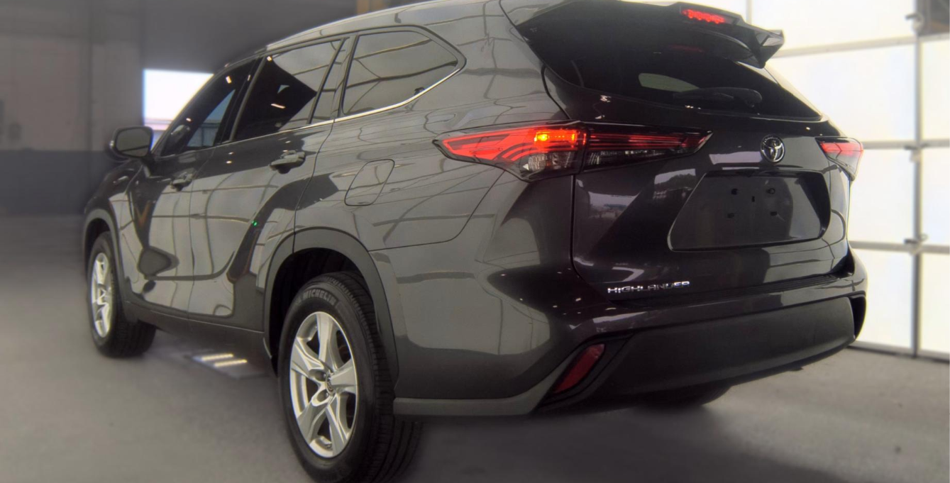 2022 Toyota Highlander L