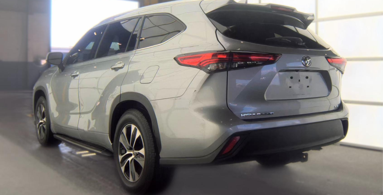 2021 Toyota Highlander XLE SUV FWD