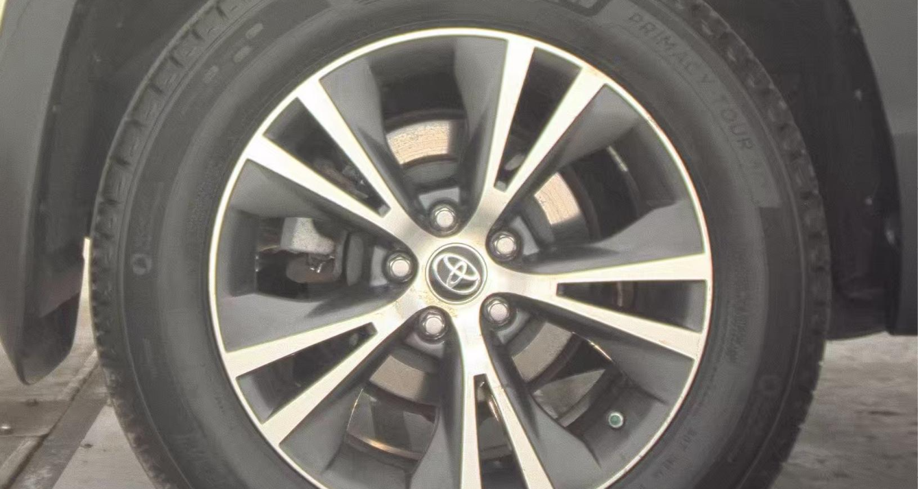 2018 Toyota Highlander LE