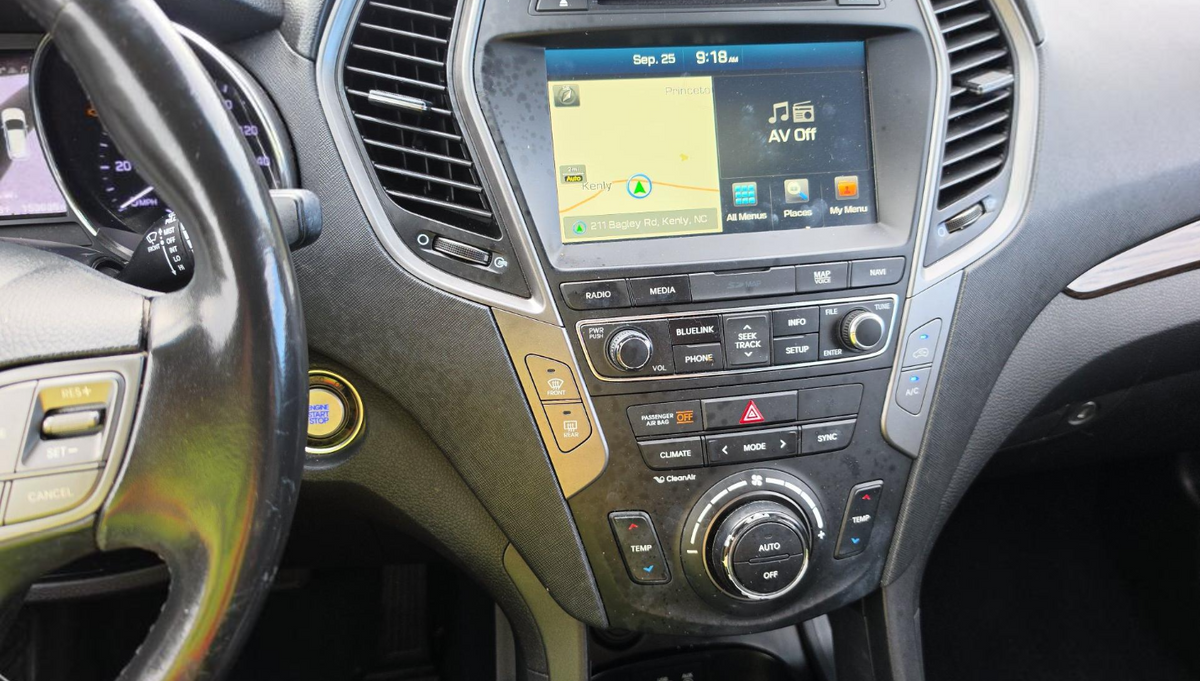 2017 Hyundai Santa Fe Sport 2.0T Ultimate
