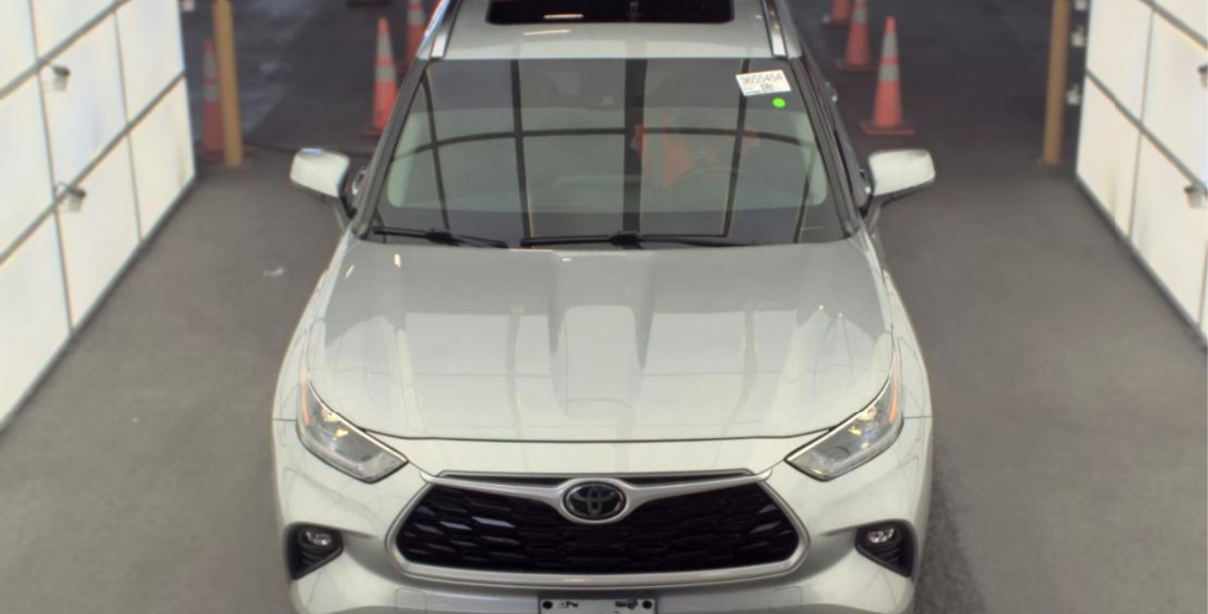 2021 Toyota Highlander XLE SUV FWD